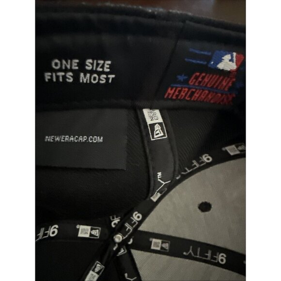 Chicago Bulls New Era 9FIFTY NBA Adjustable Snapback Hat Cap Flat Brim 2Tone 950 - Picture 7 of 7